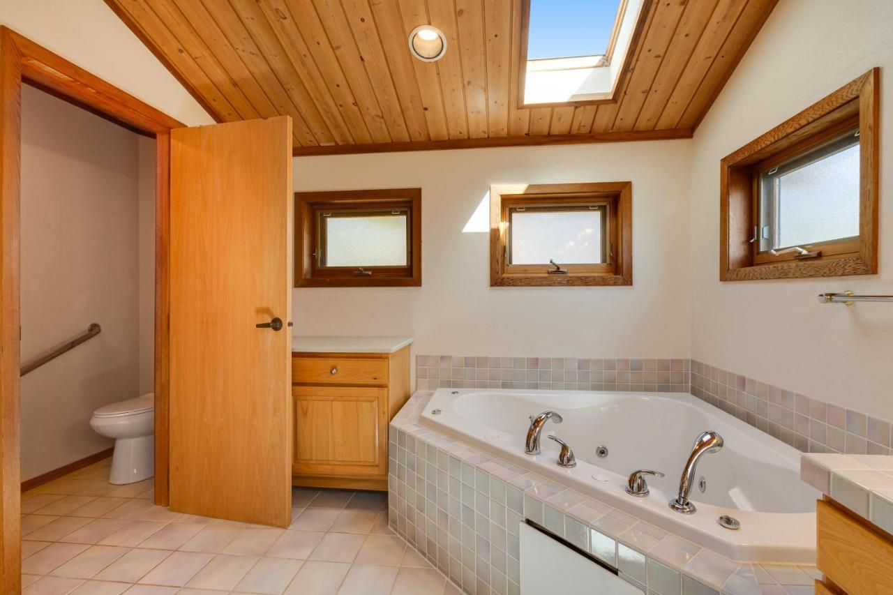 Vila Whidbey Cedar Sunsets Freeland Exteriér fotografie